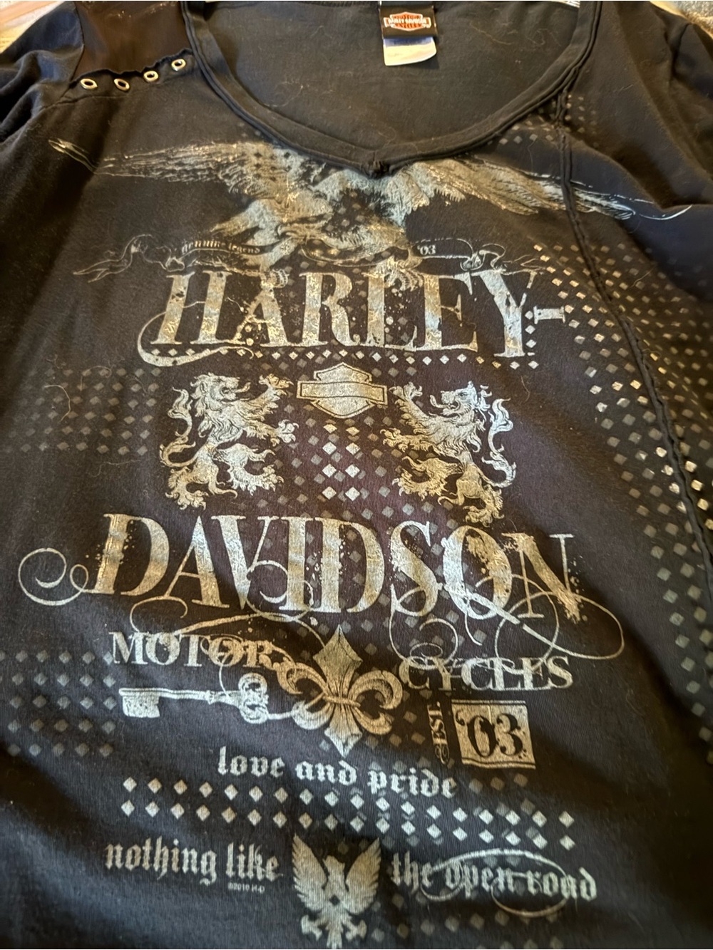 Harley-Davidson Black Tee with Silver Graphic Crest